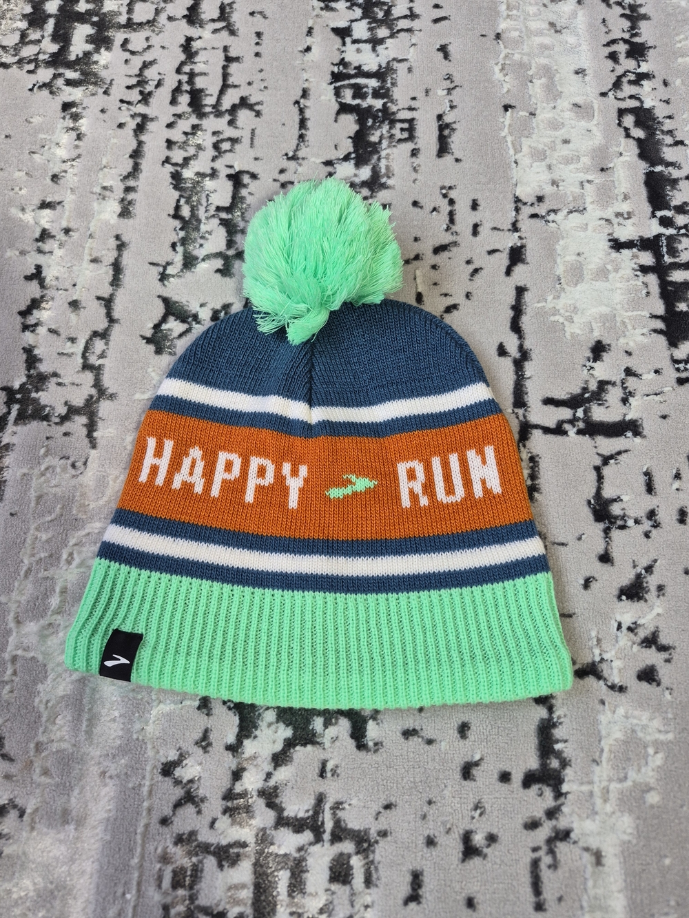 Brooks Happy Run Pom Beanie Knit Hat Green Blue Winter Running Unisex